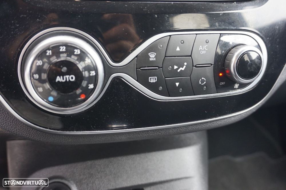 Renault Captur 1.2 TCe Exclusive - 16