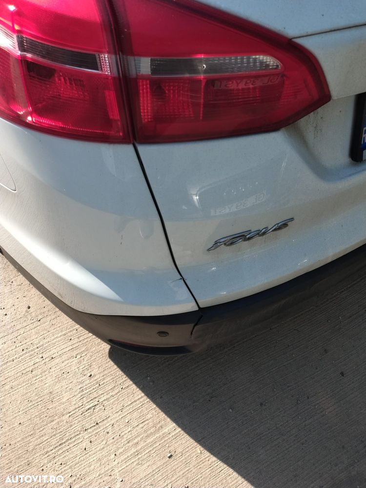 FORD Focus 2015 — imagine 8