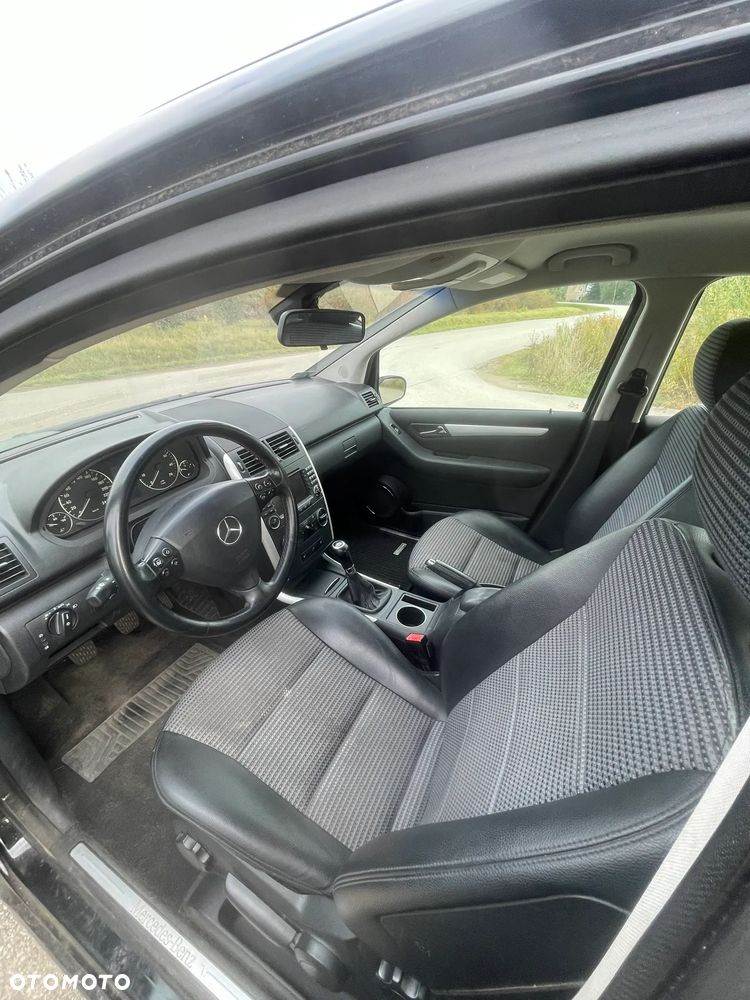 Mercedes-Benz Klasa A 200 Avantgarde - 6