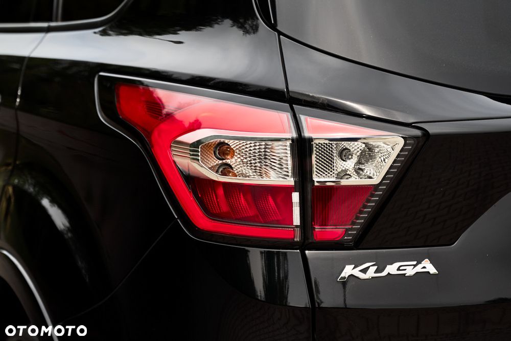 Ford Kuga 2.0 TDCi AWD ST-Line Black - 18