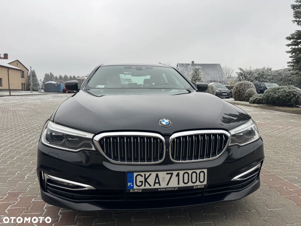 BMW Seria 5 540i GPF xDrive Luxury Line - 2