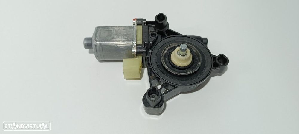 MOTOR ELEVADOR FRENTE DIREITO SEAT LEON SPORTSTOURER (KL8) FR - 6