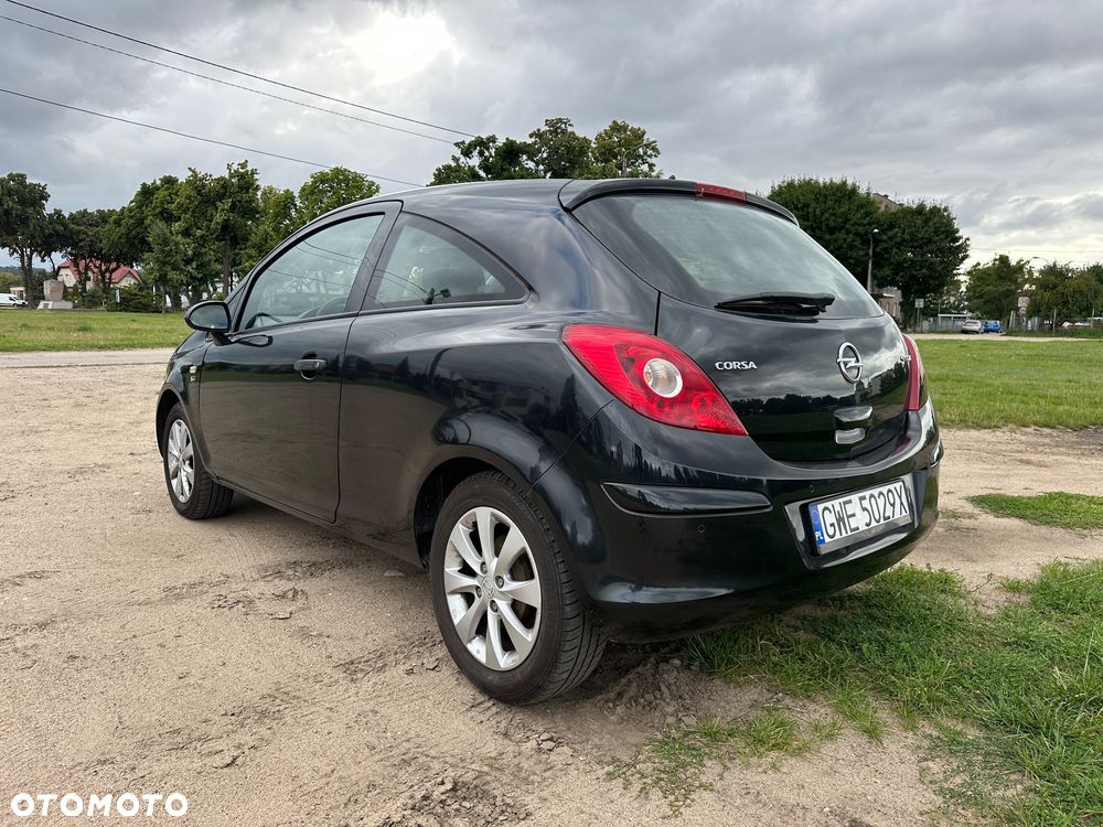 Opel Corsa 1.2 16V Enjoy - 5
