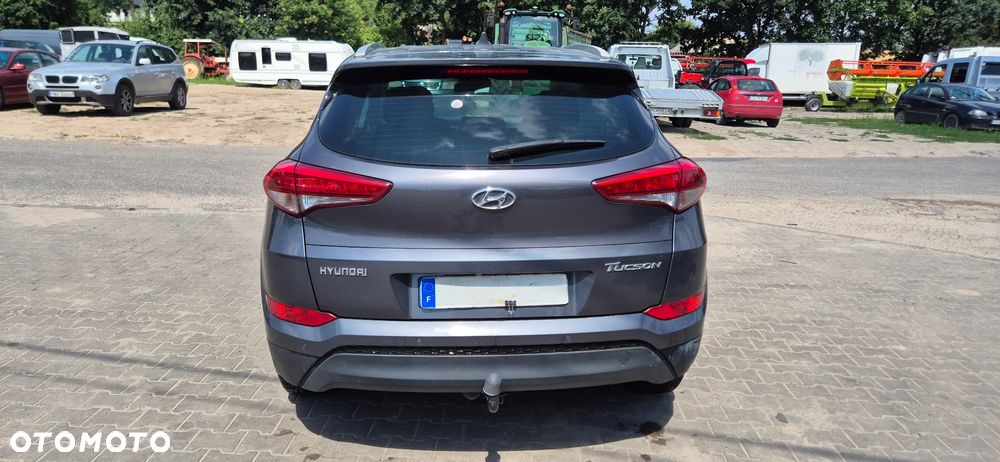 Hyundai Tucson 1.7 CRDI BlueDrive Classic 2WD - 15