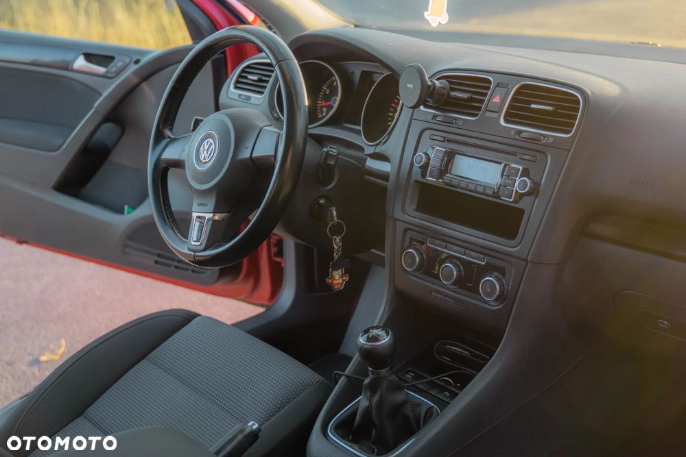 Volkswagen Golf 1.6 Trendline - 8