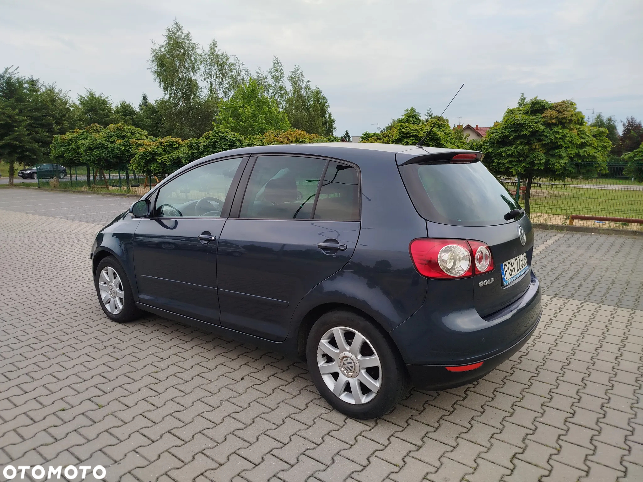 Volkswagen Golf Plus 1.6 FSI Sportline - 5