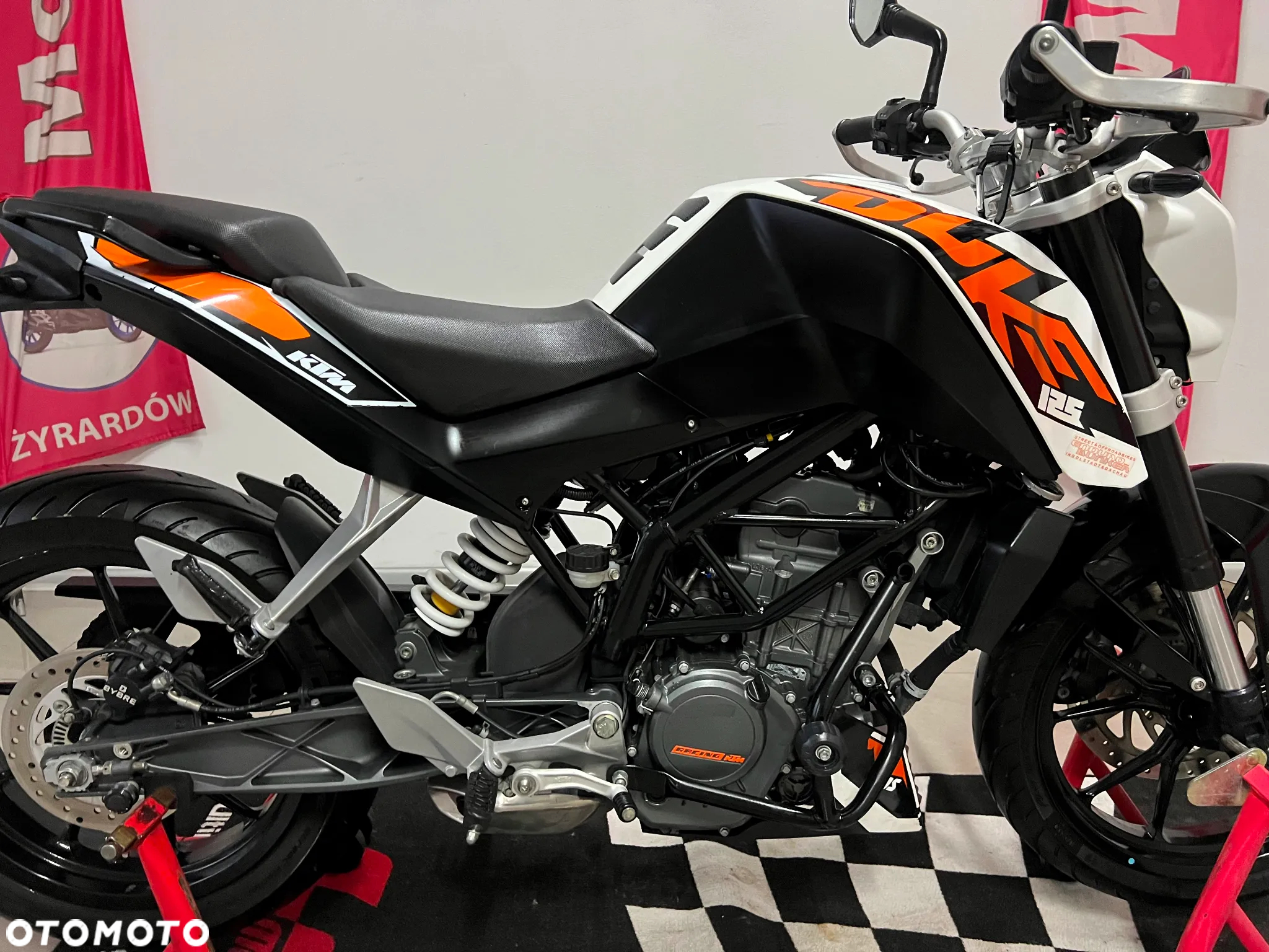 KTM Duke - 10