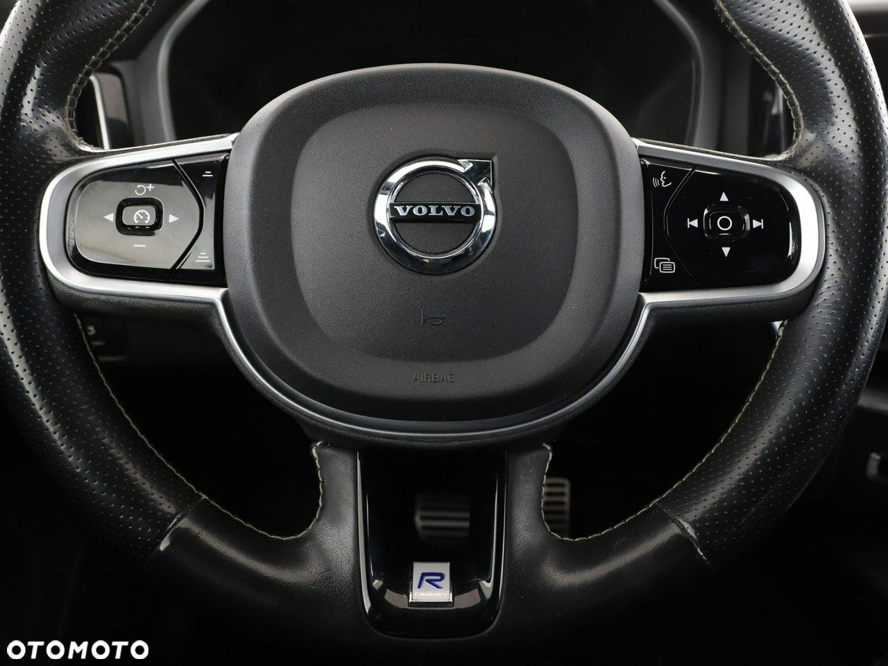 Volvo XC 60 D4 AWD Geartronic RDesign - 21