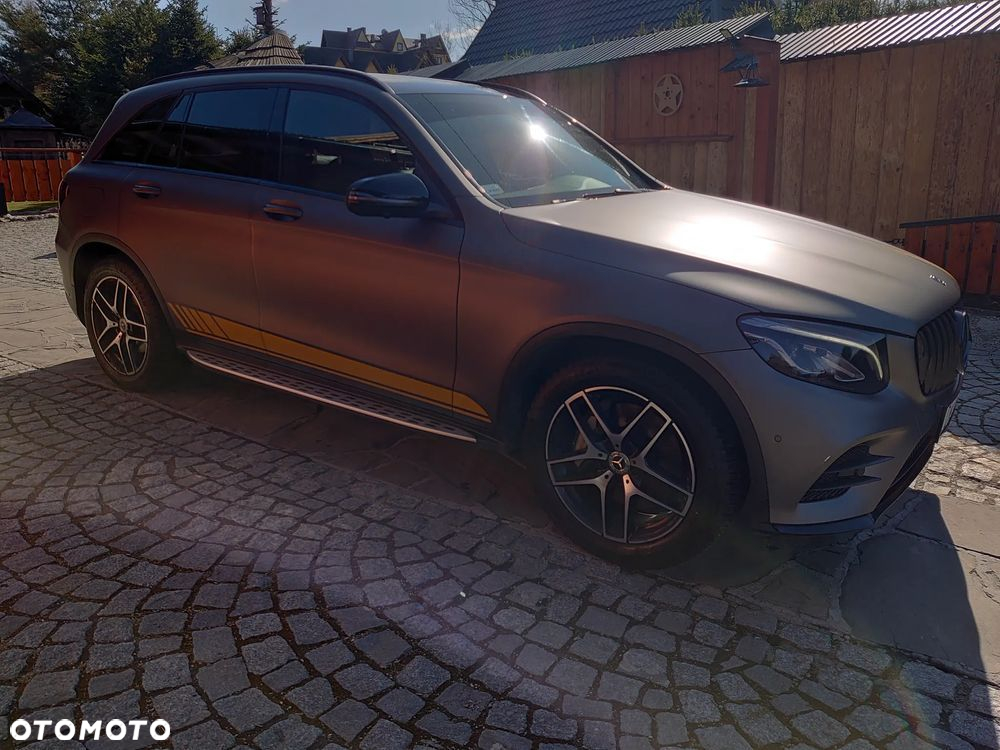 Mercedes-Benz GLC 250 4-Matic - 4