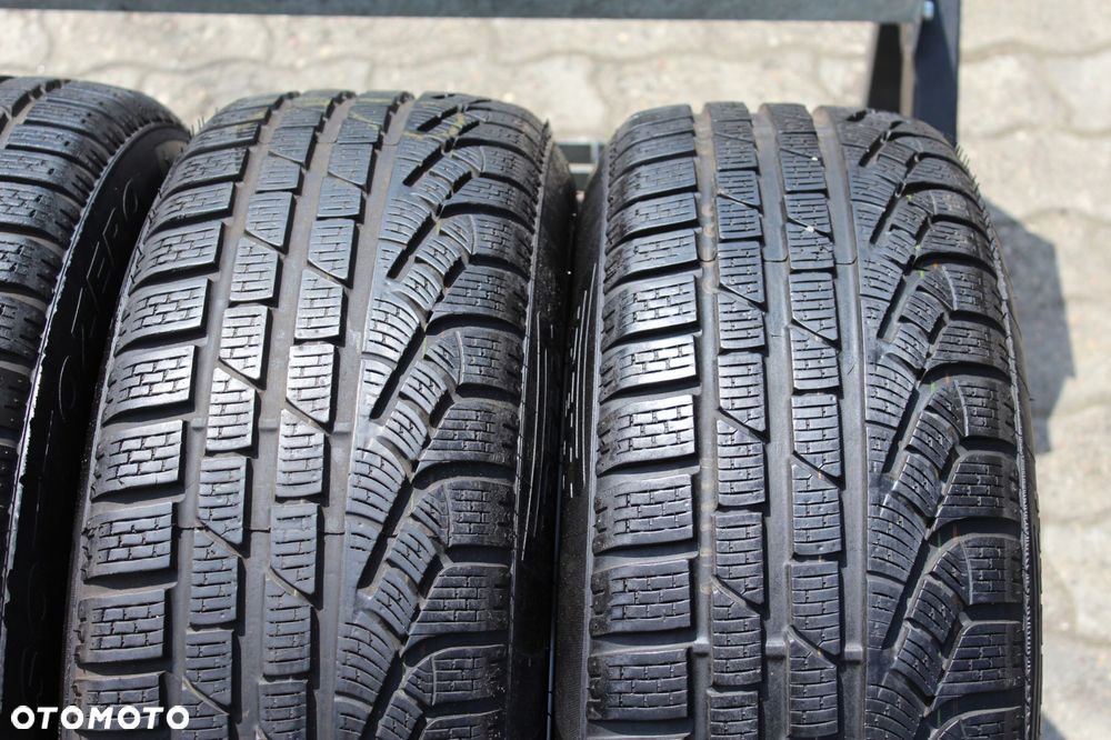 4x 205/65r17 pirelli sottozero winter 210 serie ii * 96h 6,5mm - 2