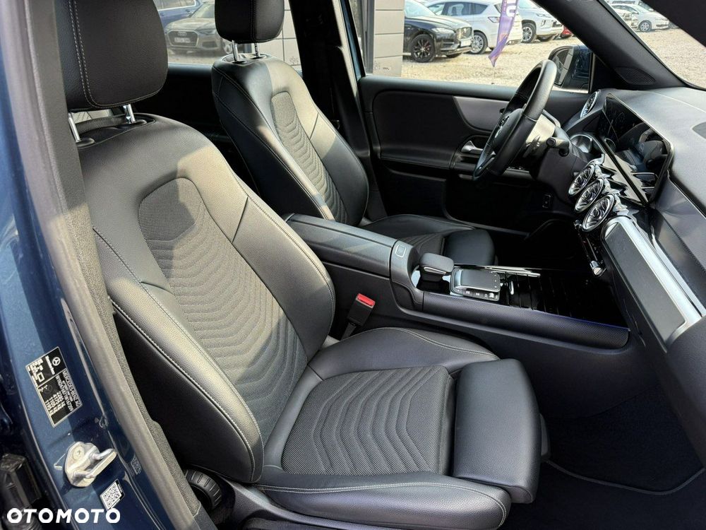 Mercedes-Benz GLB 200 7G-DCT - 18