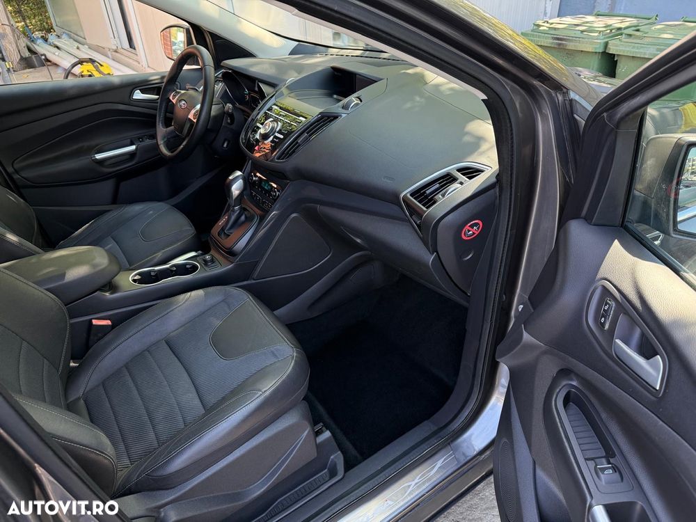 Ford Kuga - 15