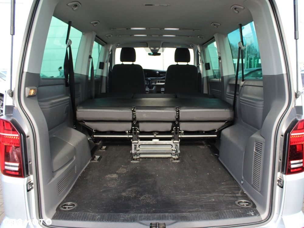 Volkswagen Caravelle 2.0 TDI L2 Comfortline - 17