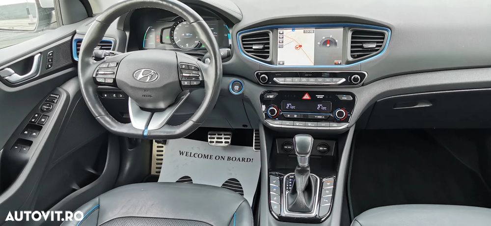 Hyundai IONIQ 1.6 GDI Premium - 16