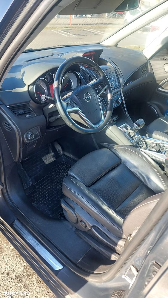 Opel Zafira Tourer 2.0 CDTI Automatik Style - 18