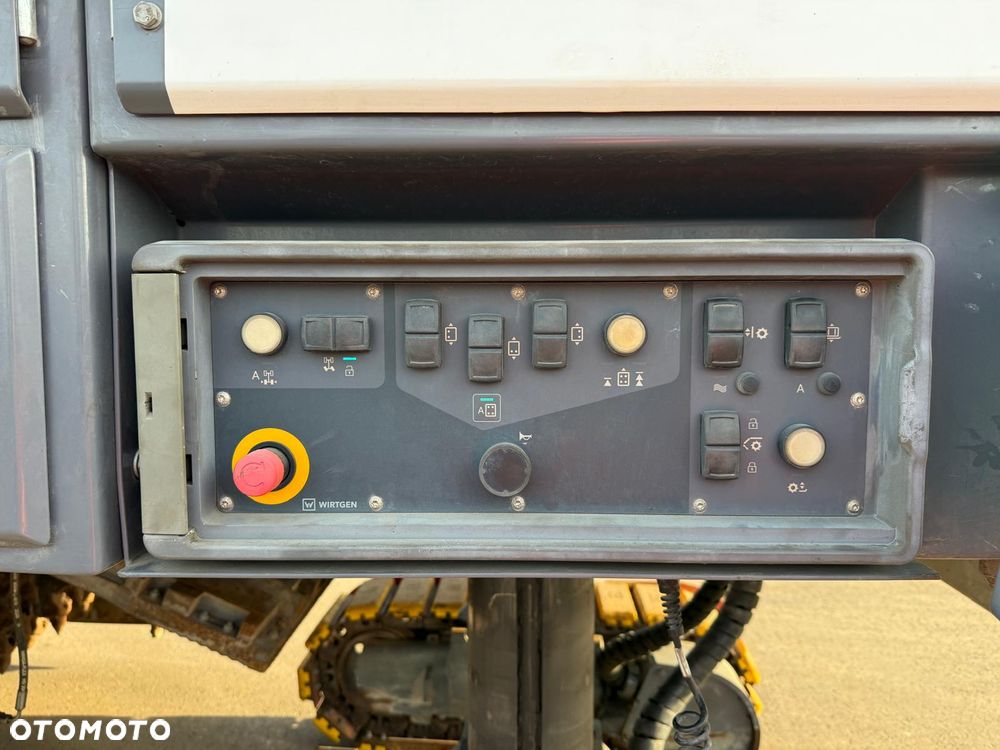 Wirtgen W 200 Fi - 18