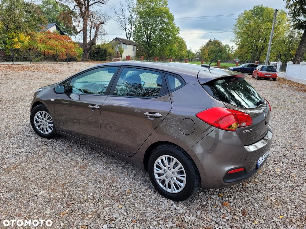 Kia Ceed 1.4 XL - 31