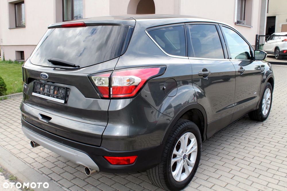 Ford Kuga 2.0 TDCi 4WD Titanium Plus - 4