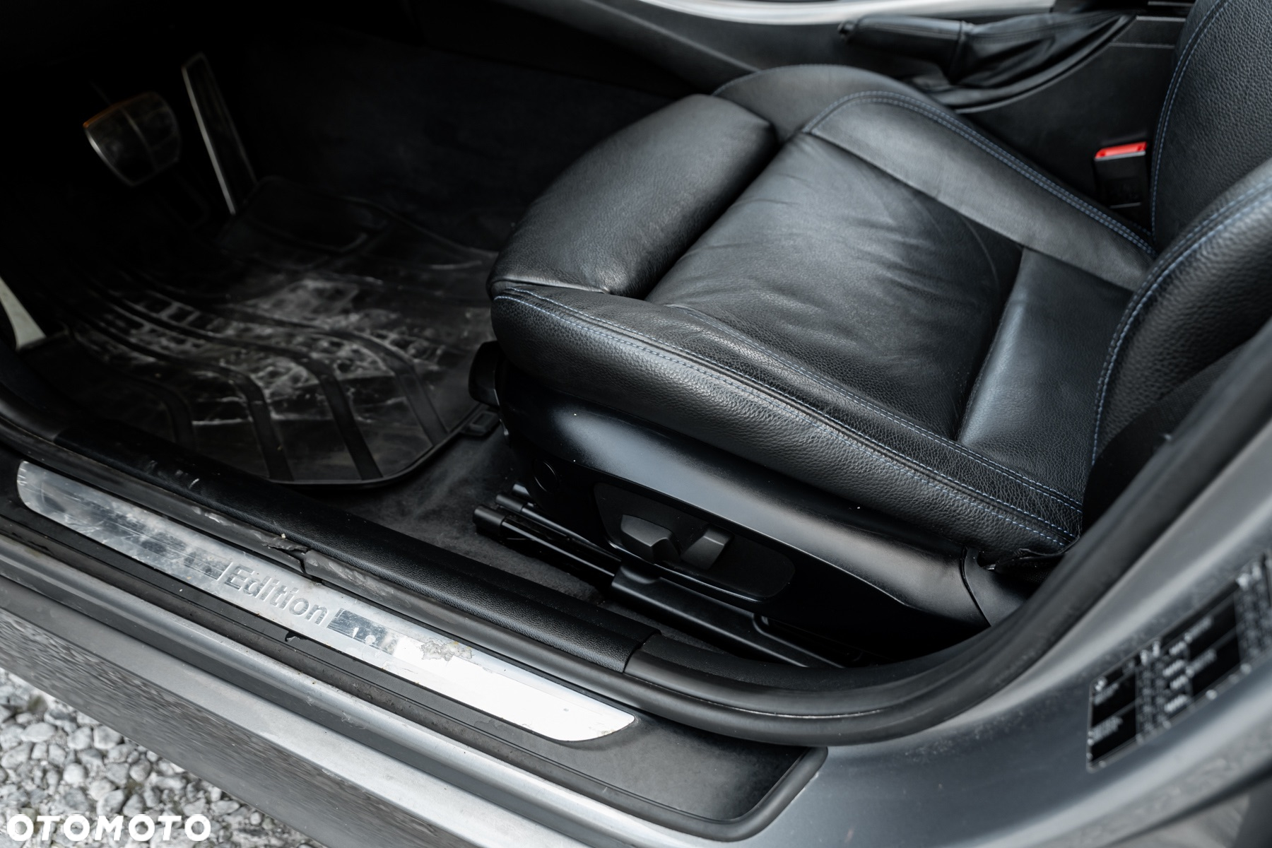BMW Seria 3 330d xDrive DPF Touring Edition Sport - 21