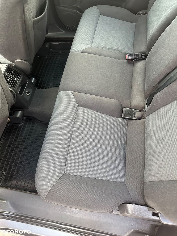 Opel Zafira 1.9 CDTI - 10