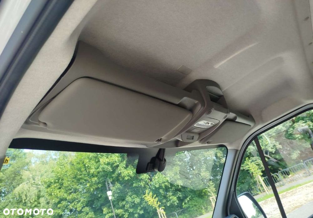 Renault Master - 18