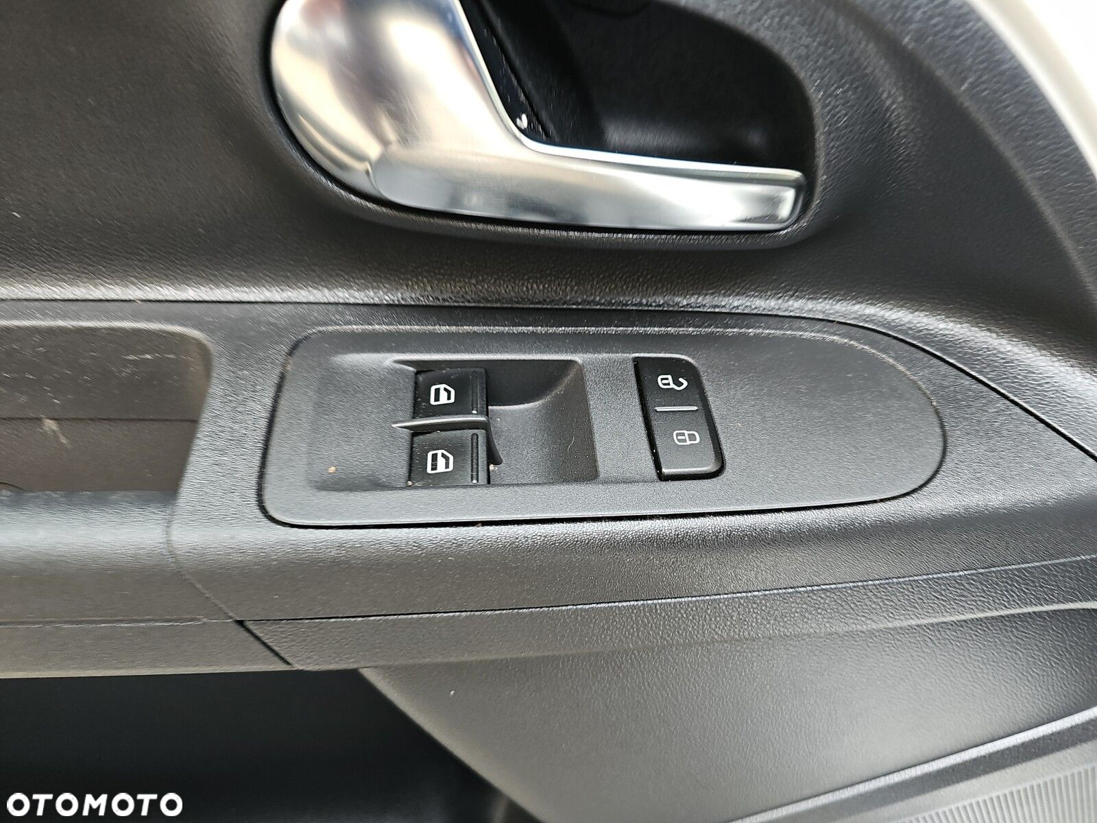 Volkswagen up! - 16