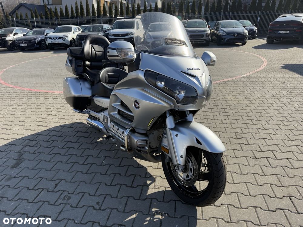 Honda GL - 4
