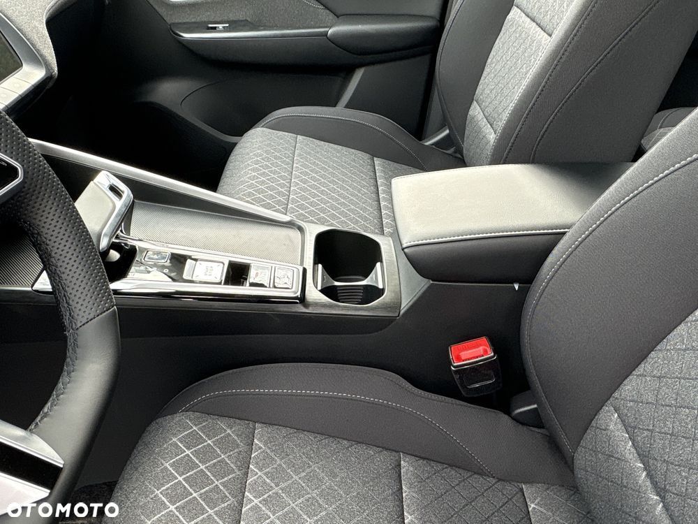 MG ZS 1.5 HEV+ Excite - 23