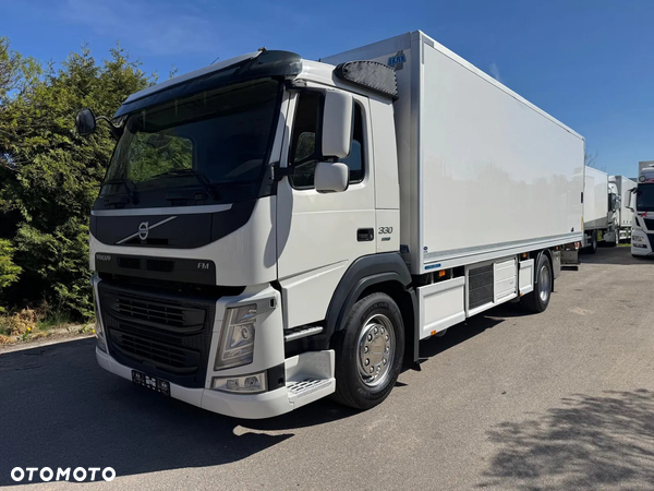 Volvo FM 330/ACC/ Euro6 /CHŁODNIA  CARRIER  950u / 7.4 M DŁUGOŚCI /17 EURO PALET/