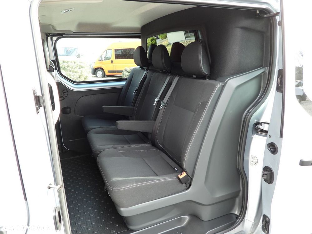 Renault TRAFIC FURGON BRYGADÓWKA 6 MIEJSC TEMPOMAT NAWIGACJA LEDY KLIMATYZACJA  130KM - 41