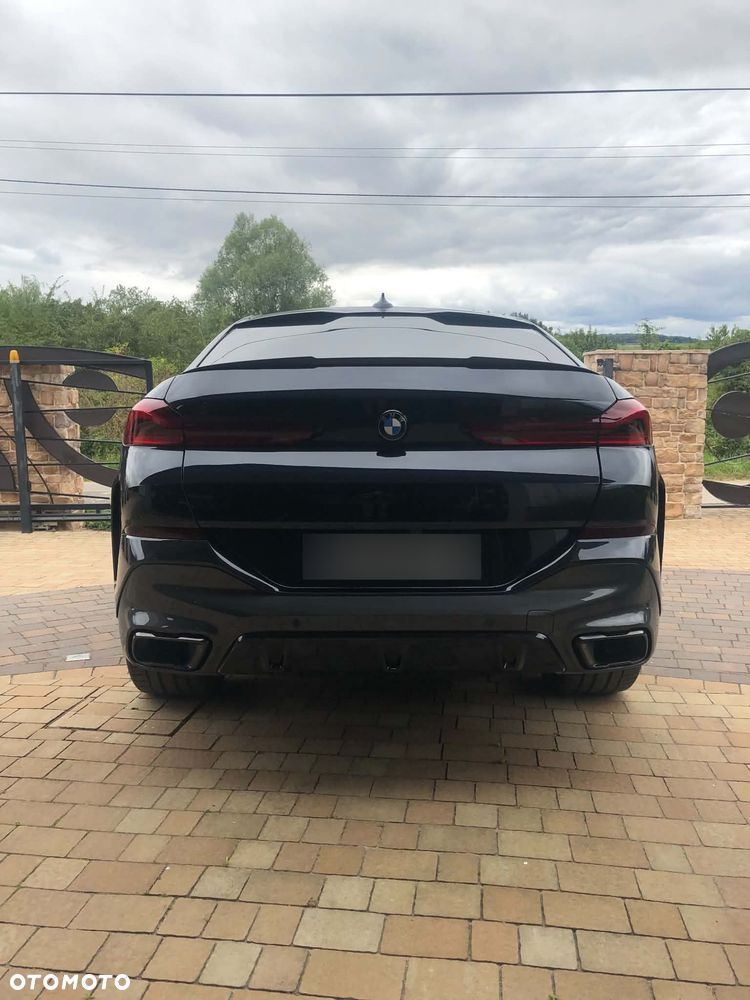 BMW X6 xDrive40i mHEV - 20