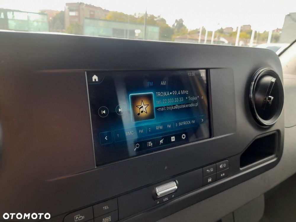 Mercedes-Benz Sprinter - 22