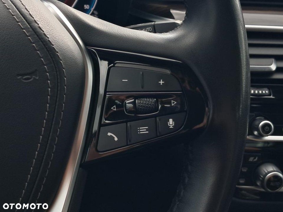 BMW Seria 5 - 29