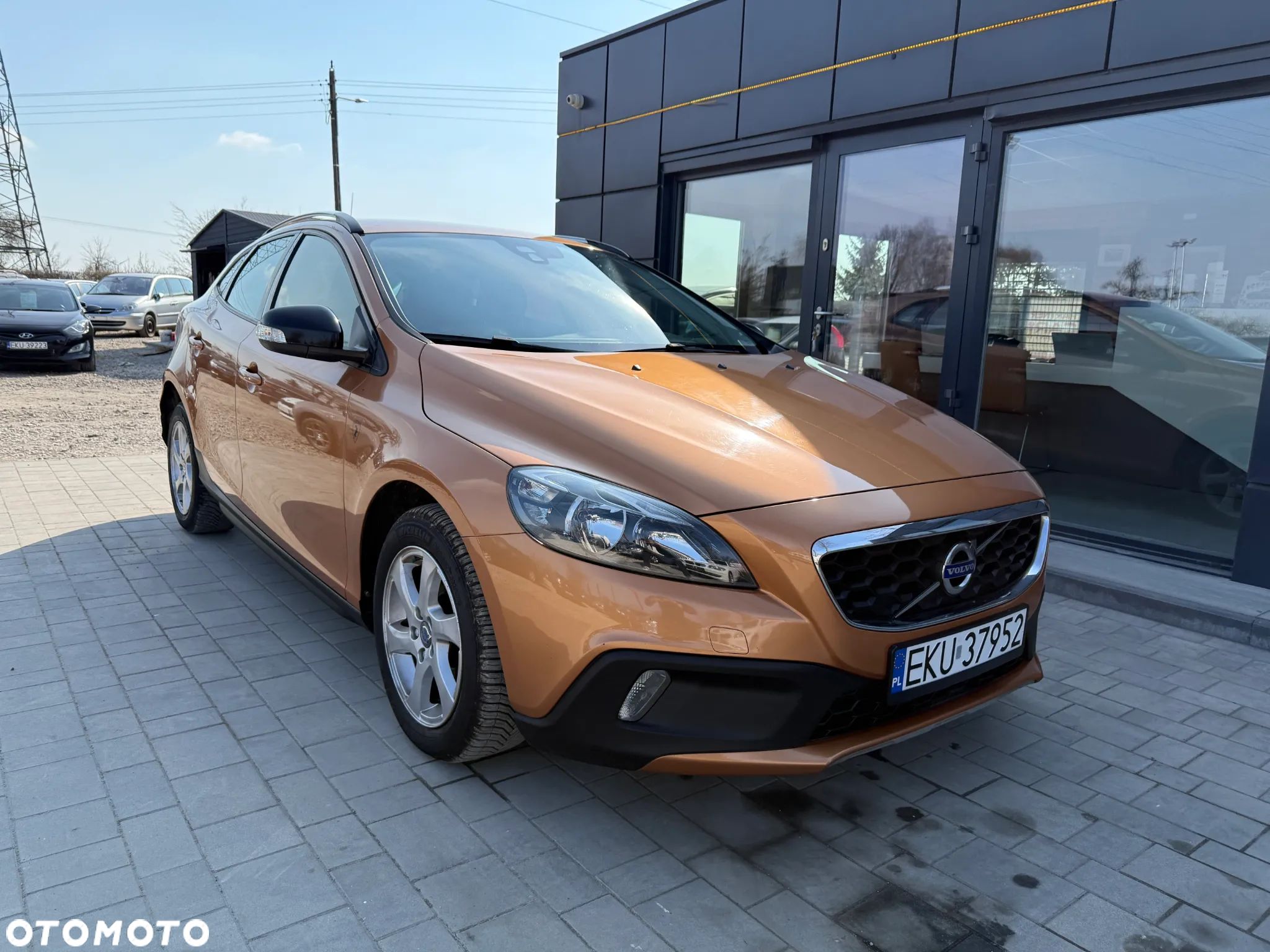 Volvo V40 D2 Momentum - 1