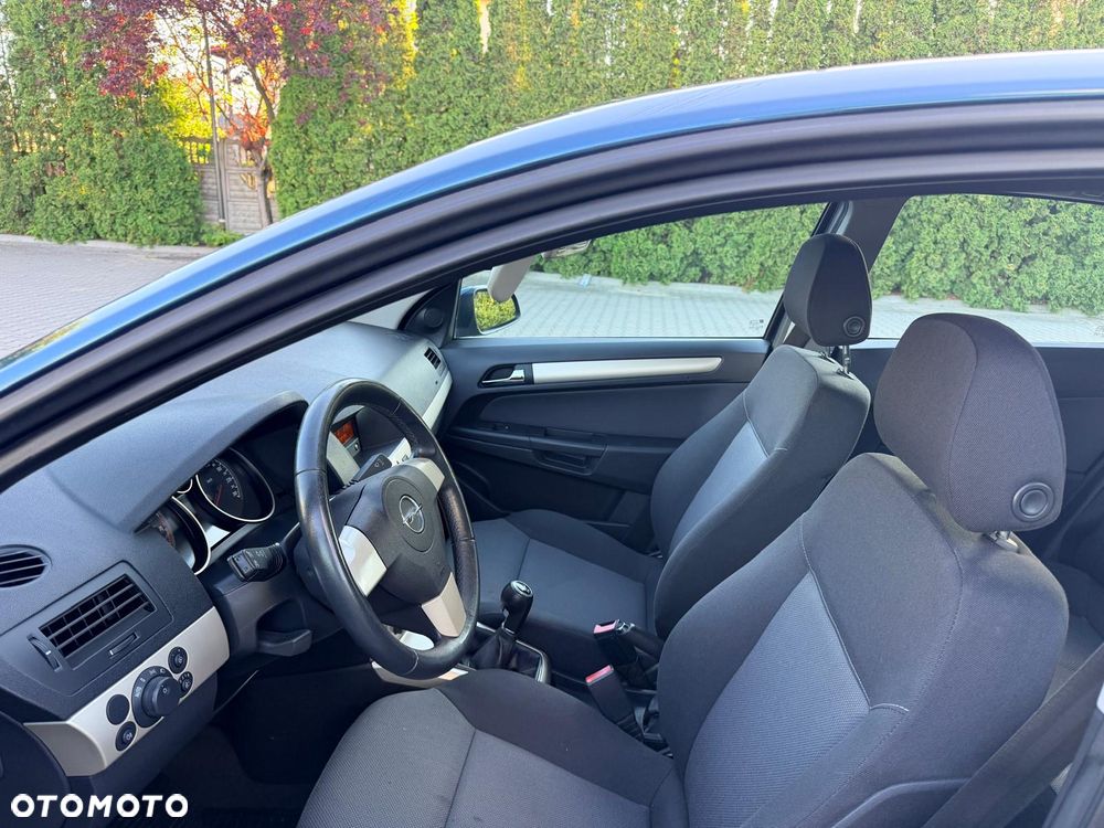 Opel Astra 1.6 Innovation - 20
