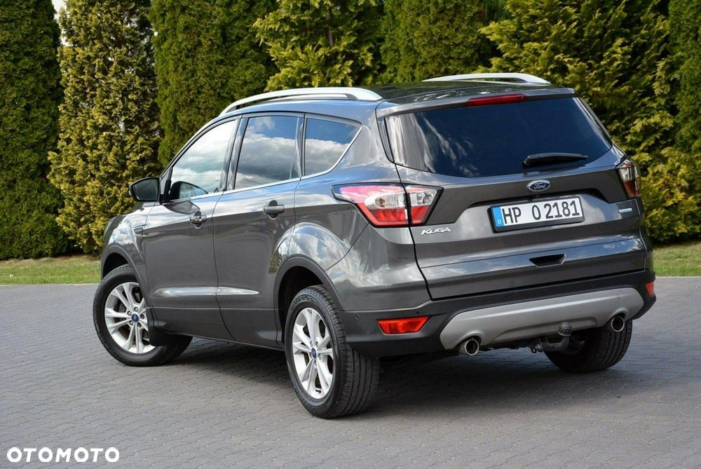Ford Kuga 1.5 EcoBoost 2x4 Titanium - 5