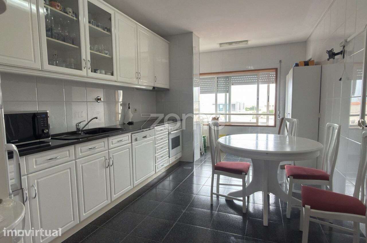 Apto T2|Terraço|2da Linha da Praia|Miramar| Arrendamento - Grande imagem: 5/31