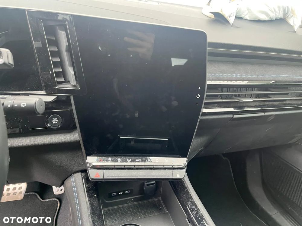 Renault Espace 1.2 E-Tech Full Hybrid 200 esprit Alpine MMT 5os - 7