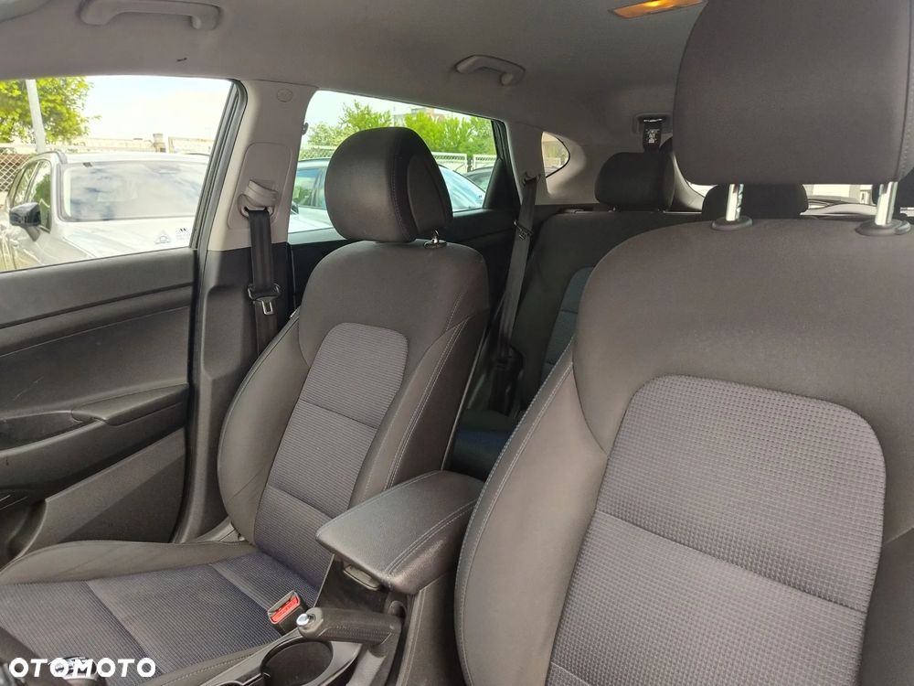 Hyundai Tucson 1.6 GDI BlueDrive Comfort 2WD - 10