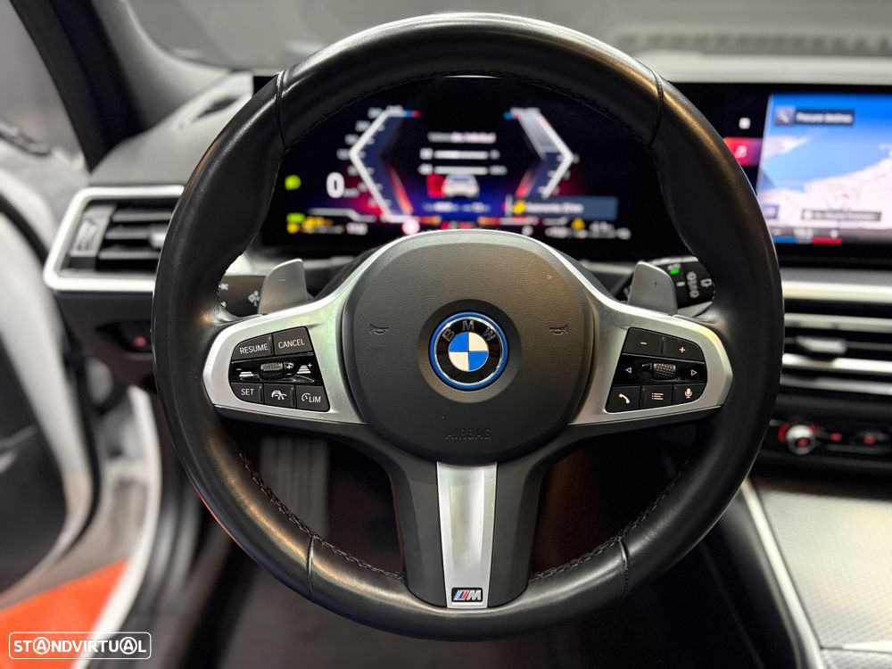 BMW 330 e xDrive Aut. M Sport - 11
