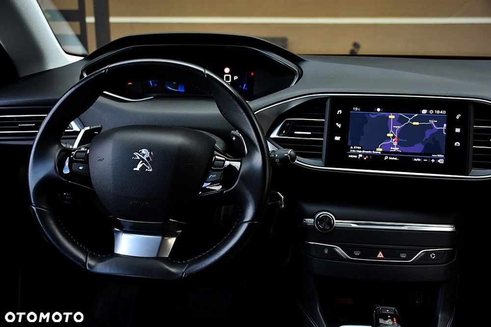 Peugeot 308 BlueHDi 130 EAT8 Stop & Start Allure - 5