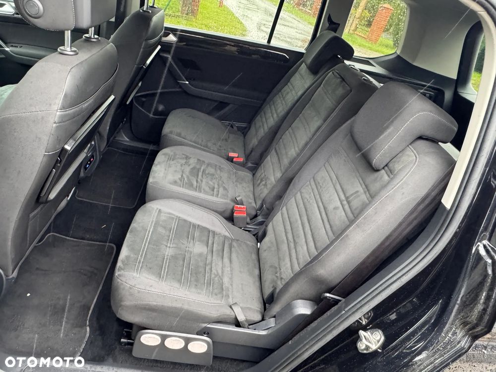 Volkswagen Touran 2.0 TDI BMT Highline DSG - 16