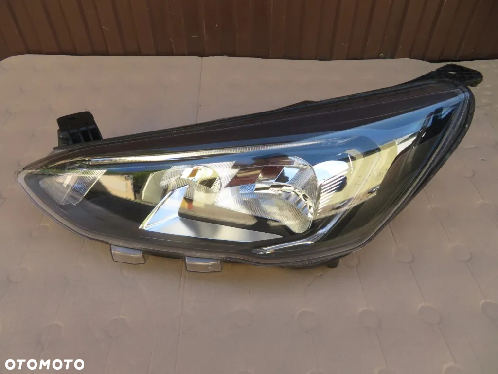 REFLEKTOR LEWY FORD FOCUS IV MK4 LED 18-21R MX7B-13E015-CC DEMONTAŻ KRAKÓW - 3