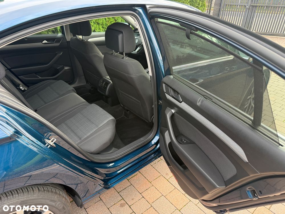 Volkswagen Passat 2.0 TDI EVO Business - 20