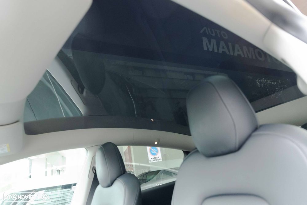 Tesla Model Y Long Range Tração Integral - 22