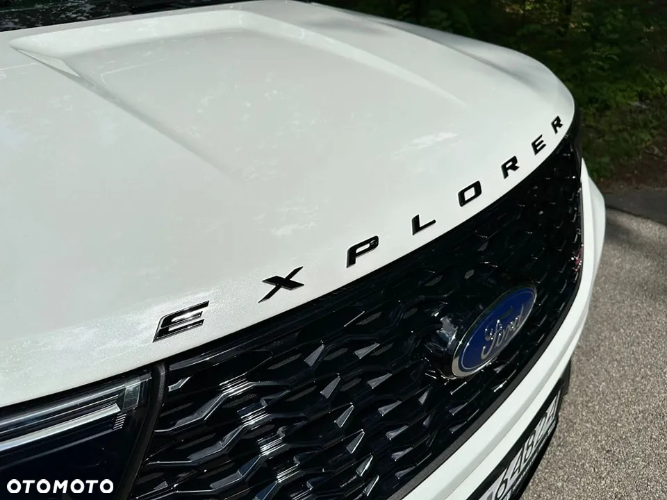 Ford Explorer EcoBoost Plug-in Hybrid ST-LINE - 30
