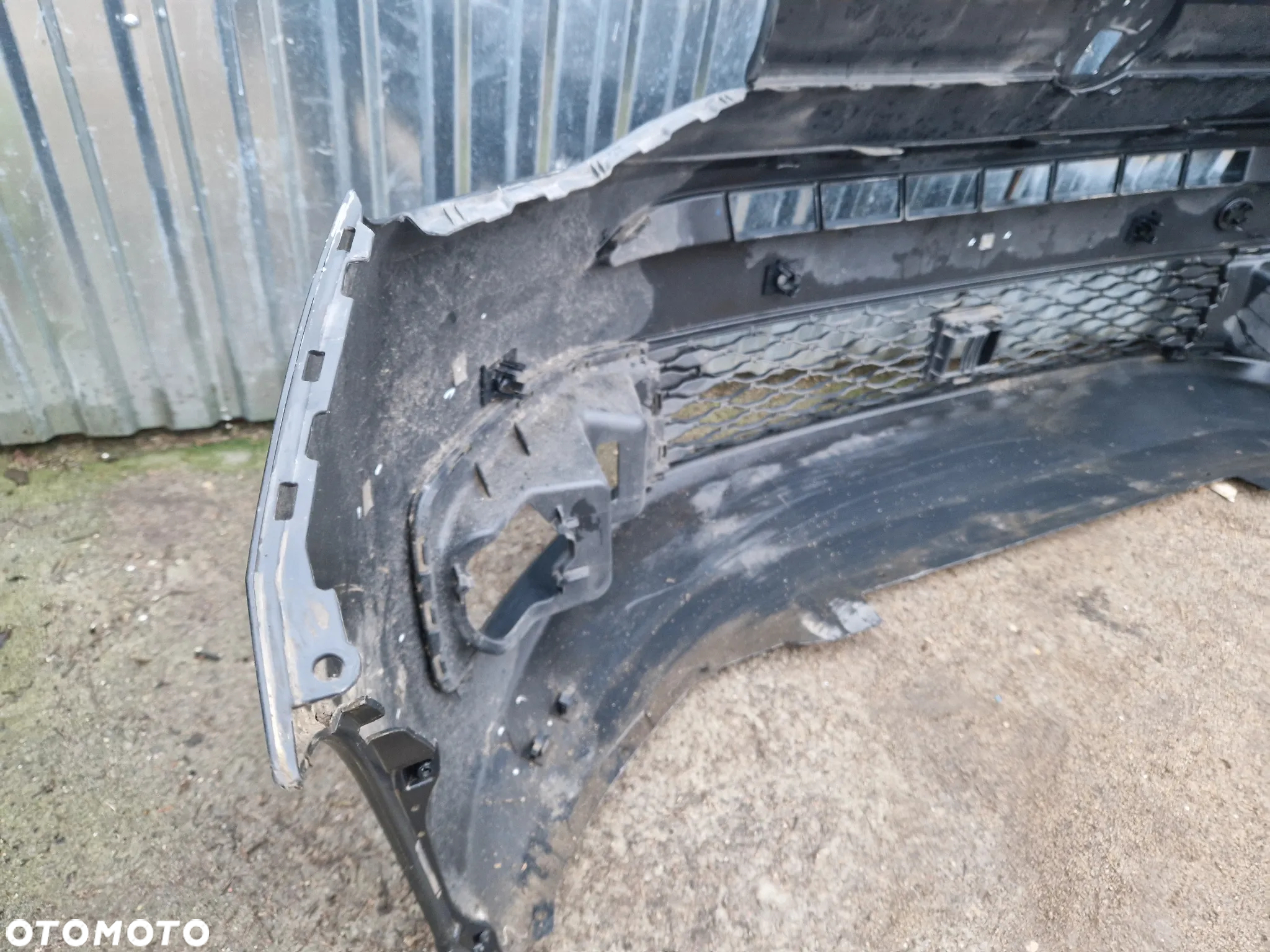 VW Caddy 2K7 Zderzak przód przedni 4PDC - 12