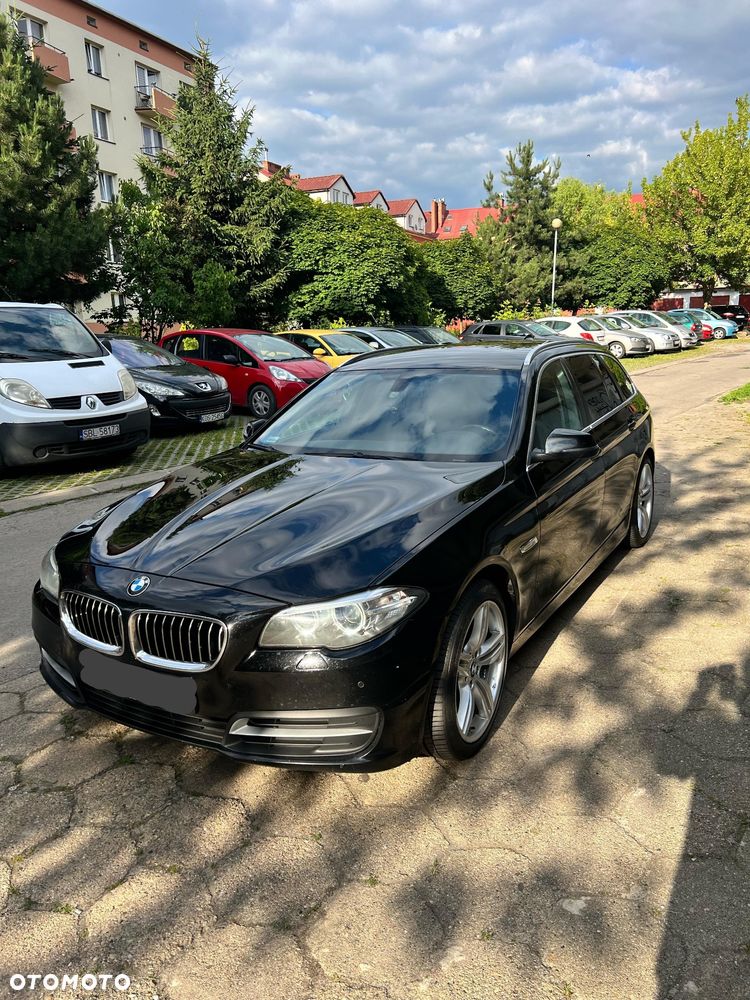 BMW Seria 5 520d xDrive - 1