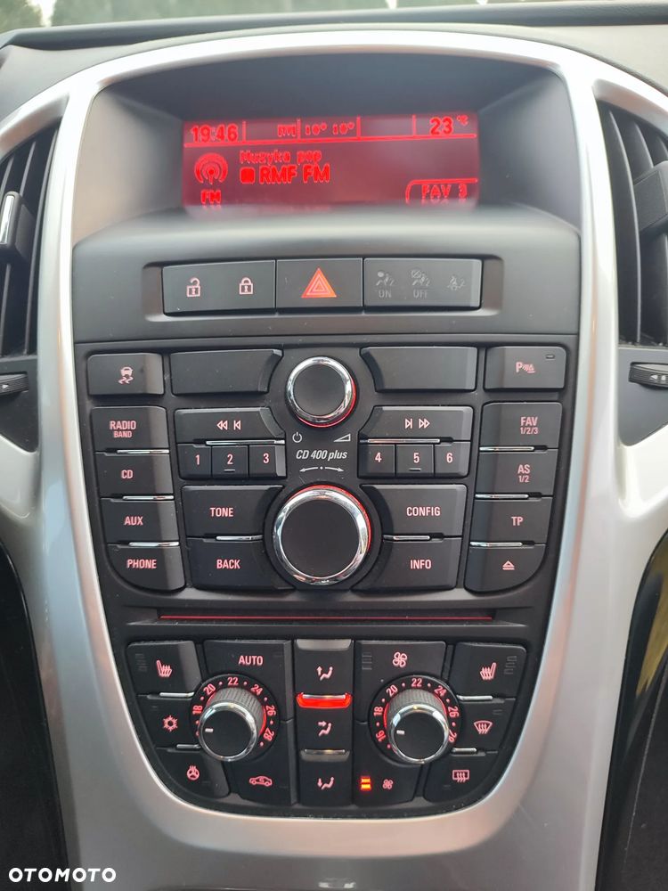 Opel Astra 1.4 Turbo Exklusiv - 8