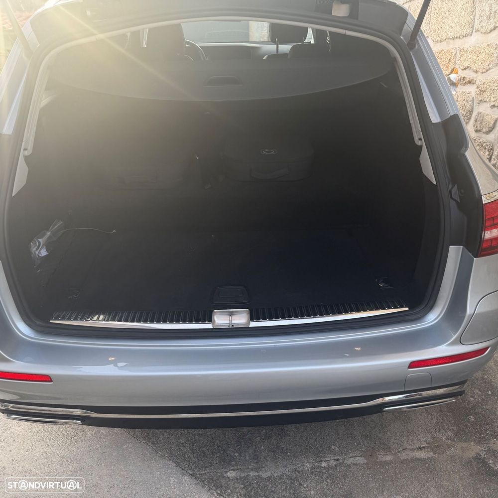 Mercedes-Benz E 300 de Avantgarde - 6